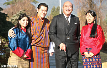 bhutan king jigme family కోసం చిత్ర ఫలితం